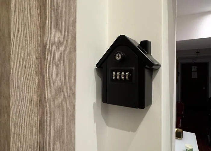 La Muraglia Di San Pietro Roma